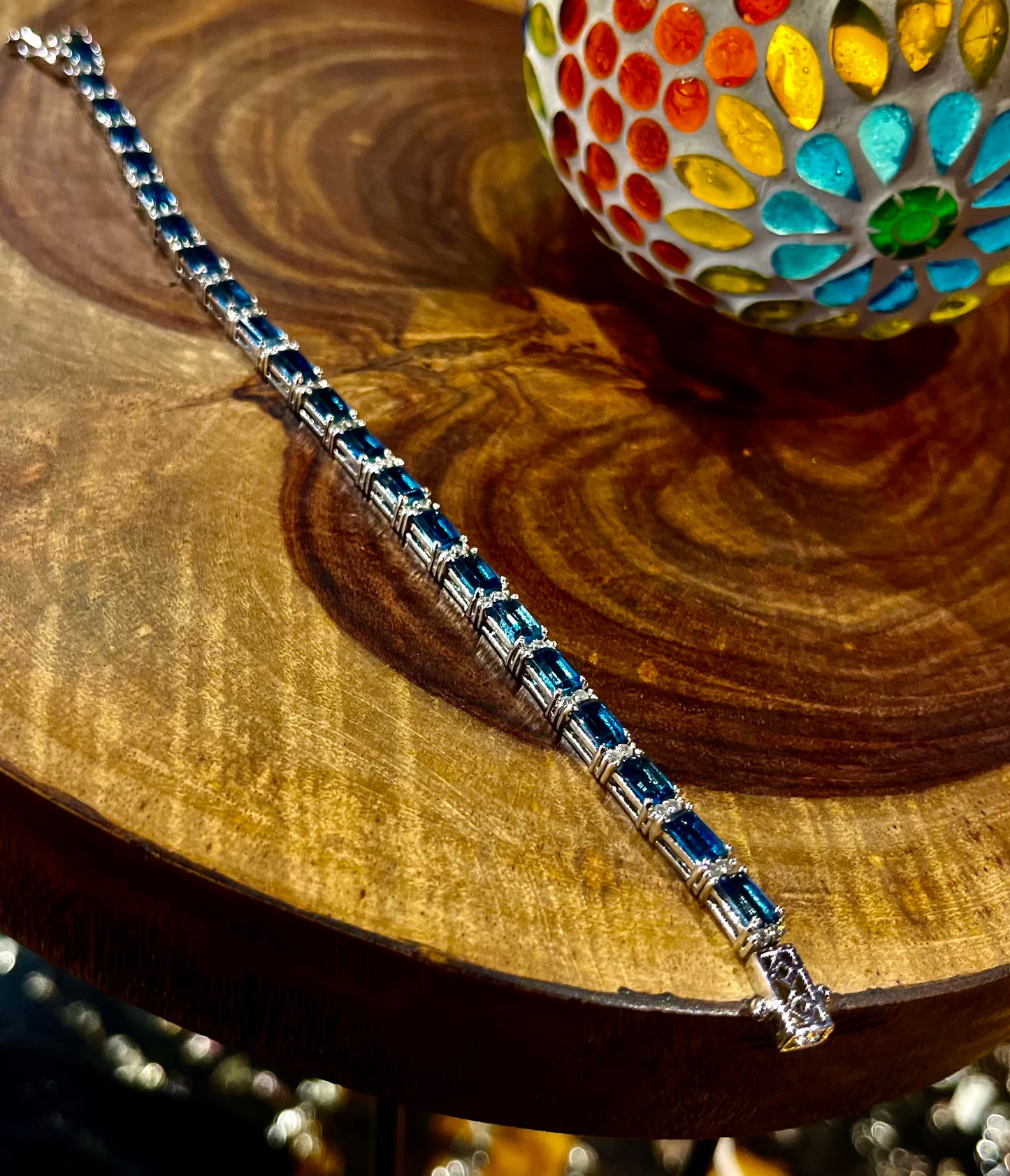 Elegantes London Blue Topas und Moissanit Armband in Silber-Platin Legierung