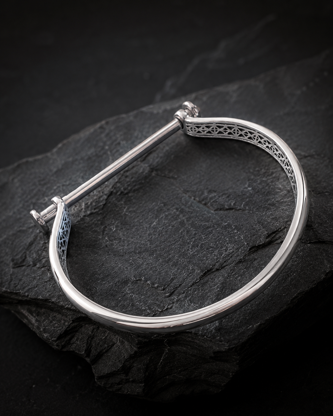 Handcuff Bangle – Silver Screwable Lock with Anice Pattern