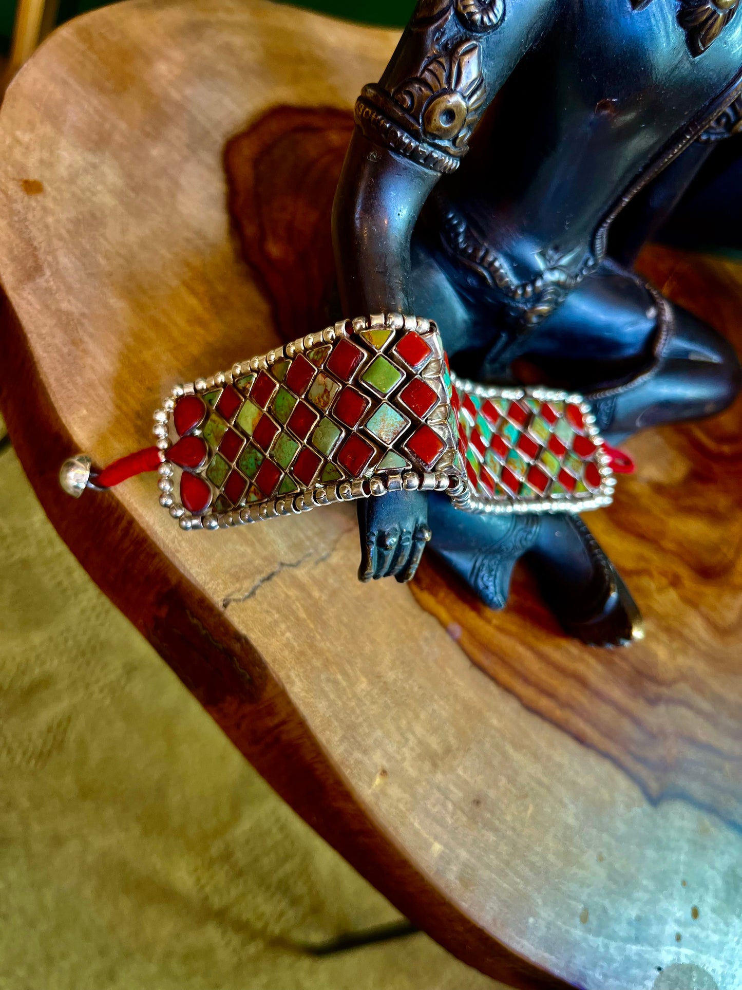 🌊✨„Meeresbrise: Handgefertigtes Armband aus Türkis, Koralle und Silber“🌊✨