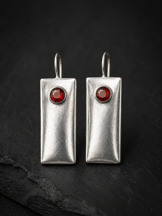 Elegant Silver 925 Earrings with Carnelian Stone Center