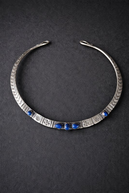 Antique Choker Necklace with Lapis Lazuli Stones in 92.5 Silver