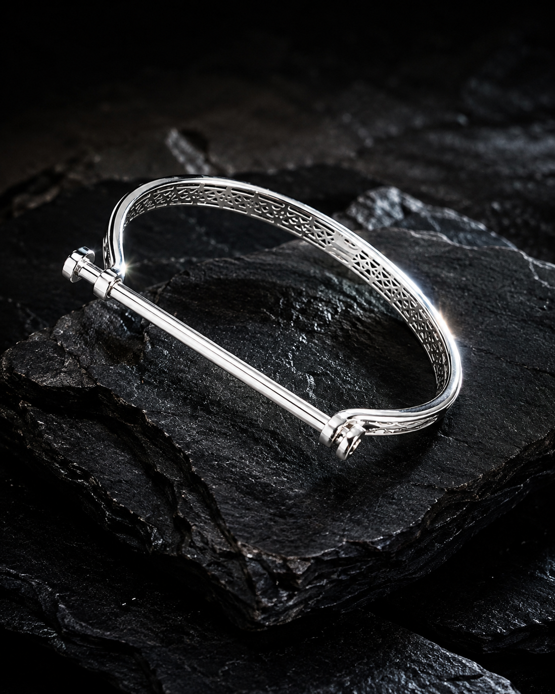 Handcuff Bangle – Silver Screwable Lock with Anice Pattern